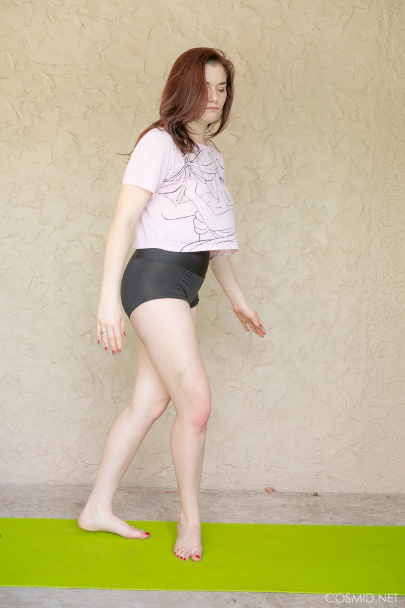 Amber Smith's Naked Exercise