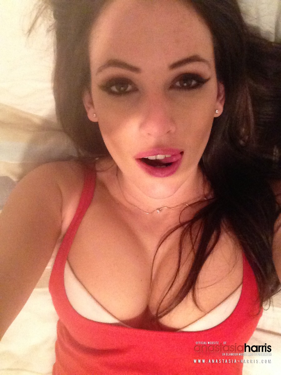 Anastasia Harris Sexy and Messy