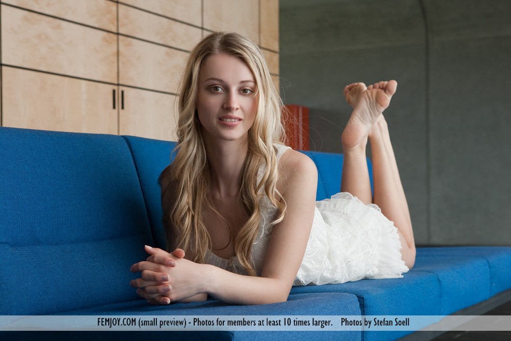 Cute Carisha Strips