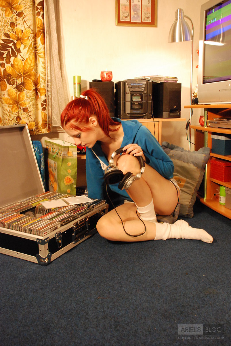 Gabriella Lupin Listens to Music