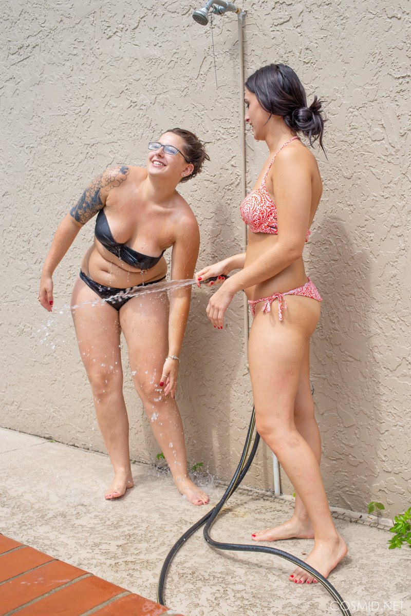 Ivana & Lacci Showering Outside