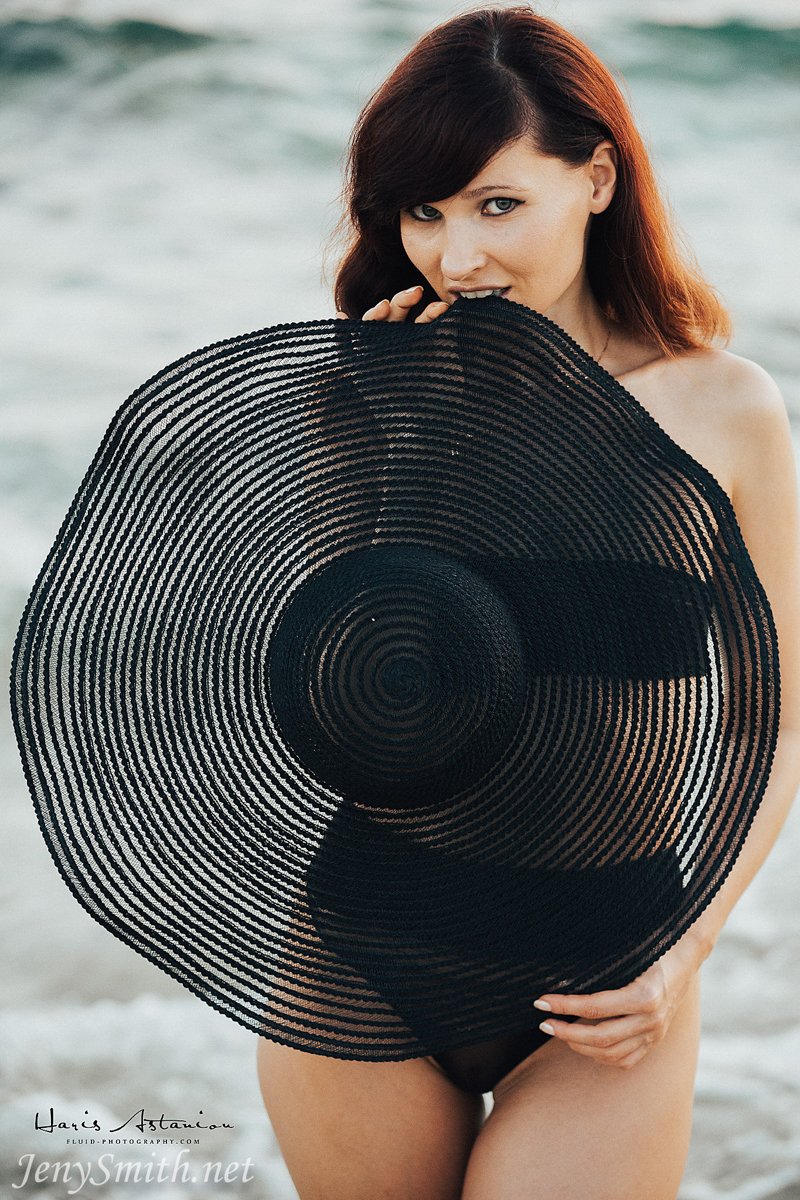 jeny-smith-at-the-seaside-11.jpg Jeny Smith At The Seaside 11