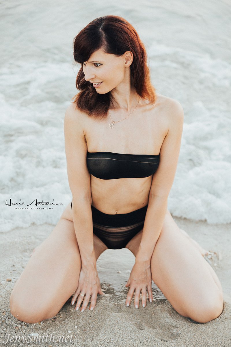 jeny-smith-at-the-seaside-12.jpg Jeny Smith At The Seaside 12