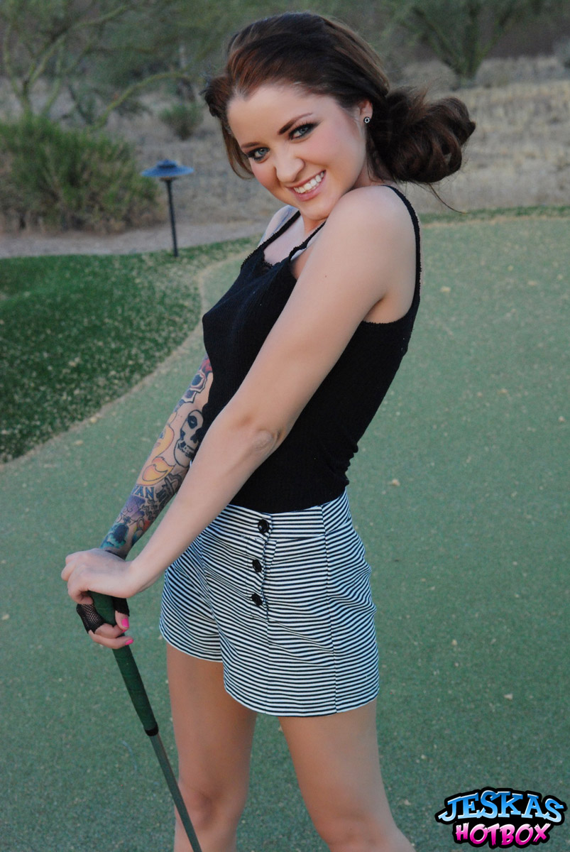 Nude Golfing with Jeskas Hotbox