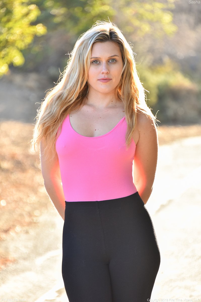 Sasha at the Tennis Courts