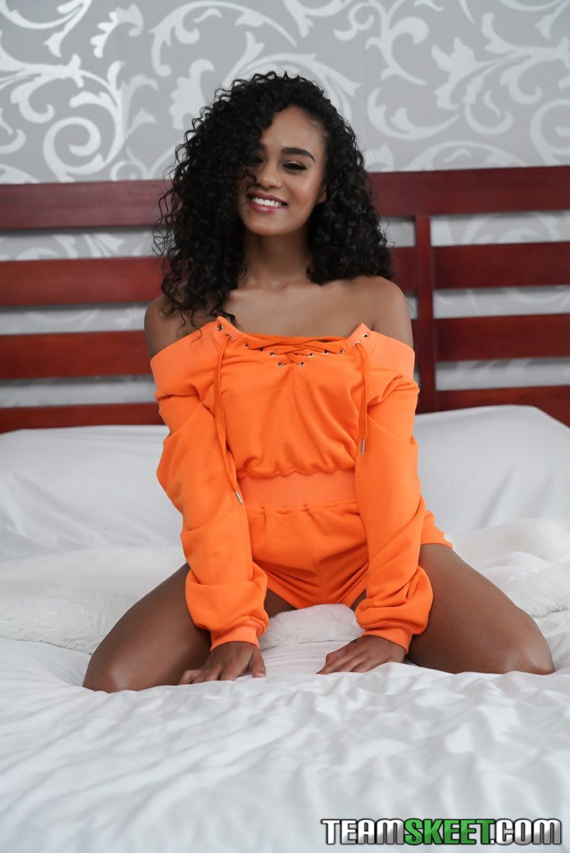 Scarlit Scandal Pulls Off Her Romper