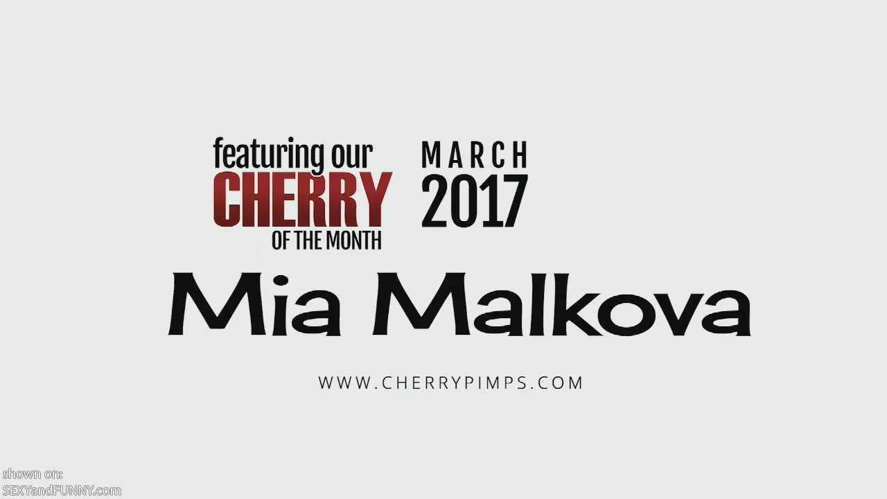 A Striptease with Mia Malkova