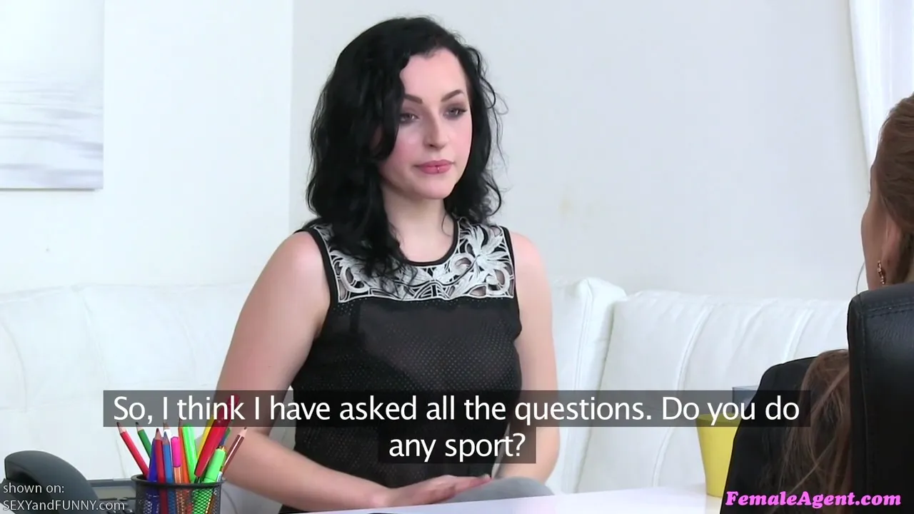 Alexis Gets Personal with an Aspiring Model