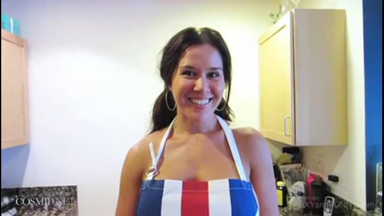 Amateur Aniston Shows Her Cooking Skills and Ass in the Kitchen