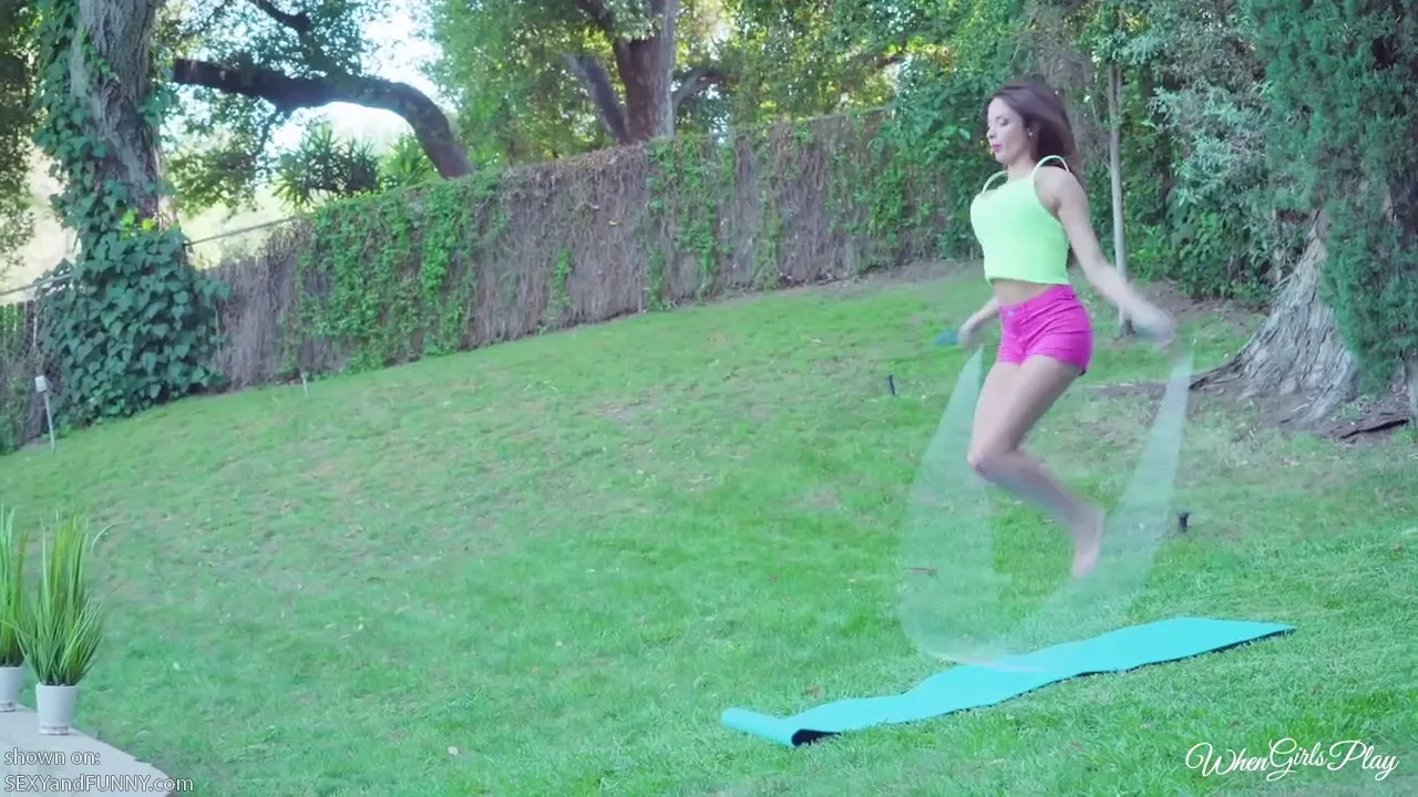 Anissa Bounces When She Skips