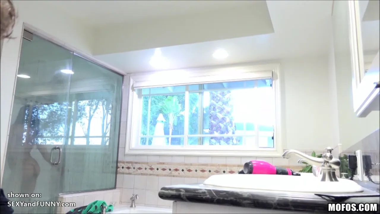 Any Ivy Gets Pranked By her Boyfriend