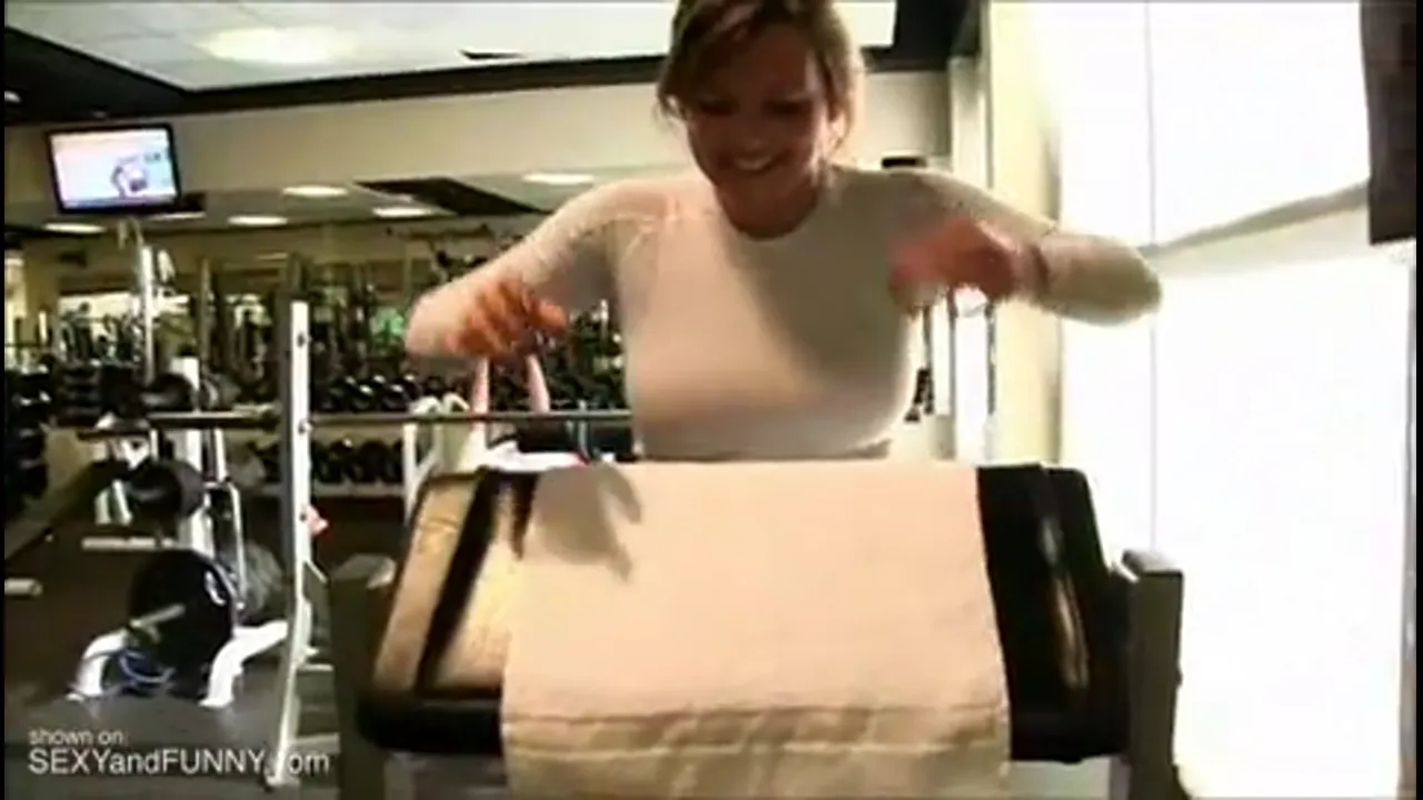 Busty Keisha Nervously Pulls her Boobs Out in a Public Gym