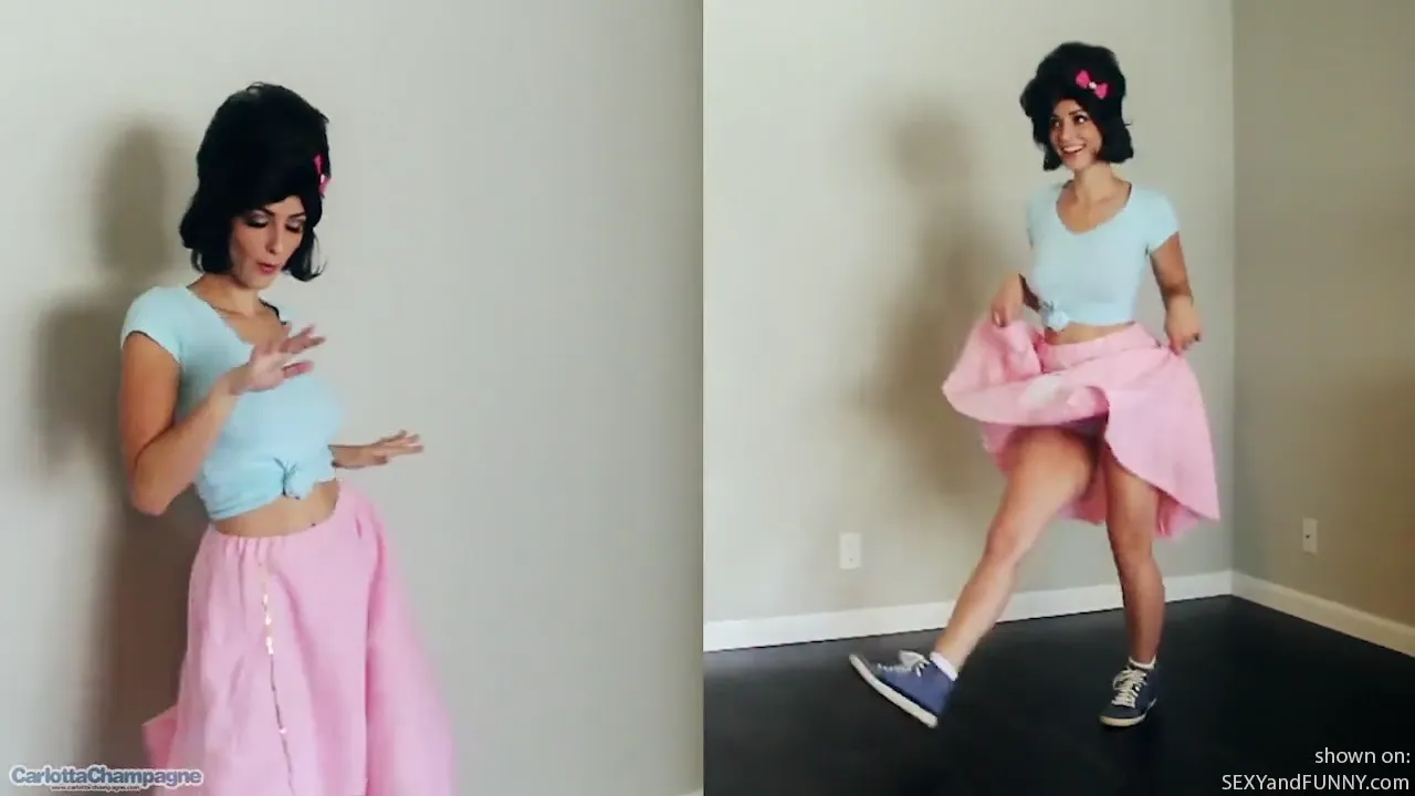 Carlotta is a 50s Pinup