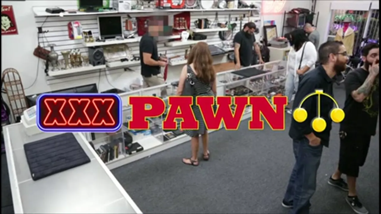 College Babe Gets Naked at Pawn Shop to Raise Money