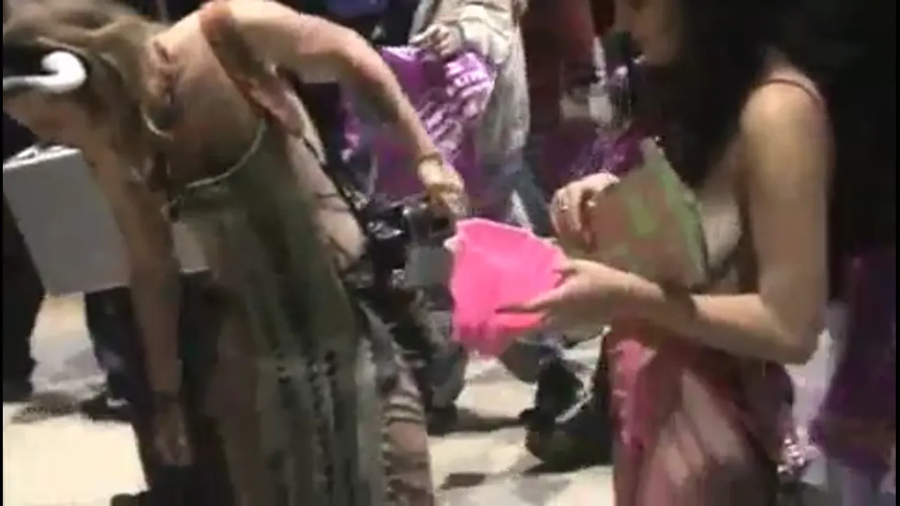 Eva Nude in Public
