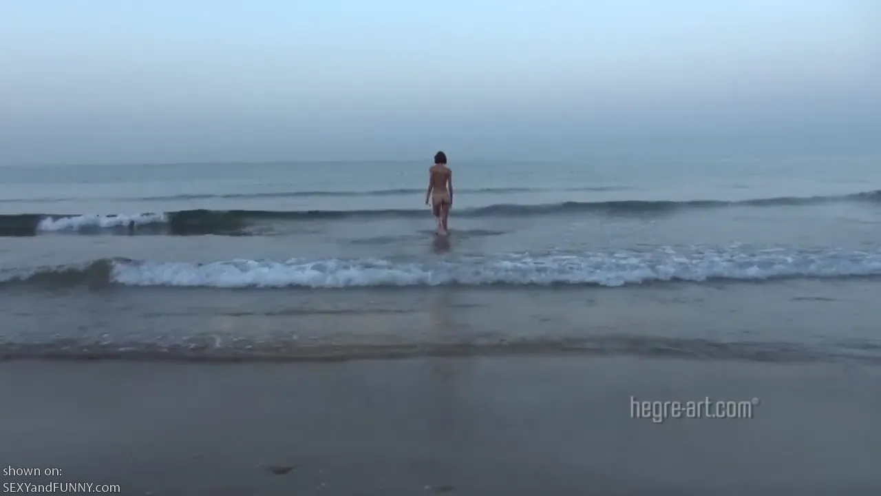 Flora’s Nude Beach Workout