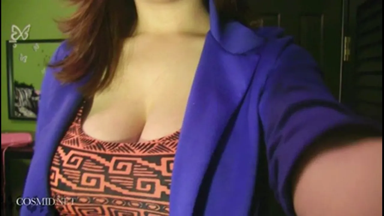 Holy Crap! Tessa Puts on a Nude Show After a Night Out!