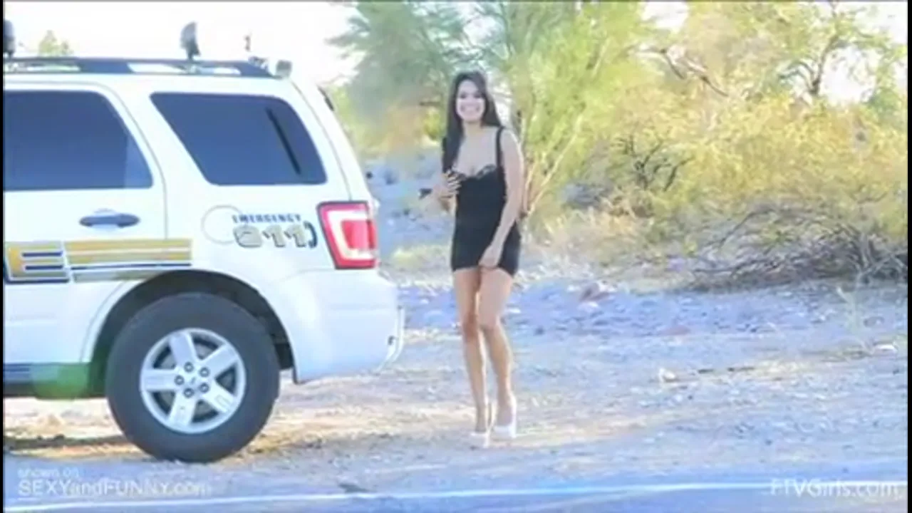 Jasmine Flashing From a Car, Gets Busted by Stranger