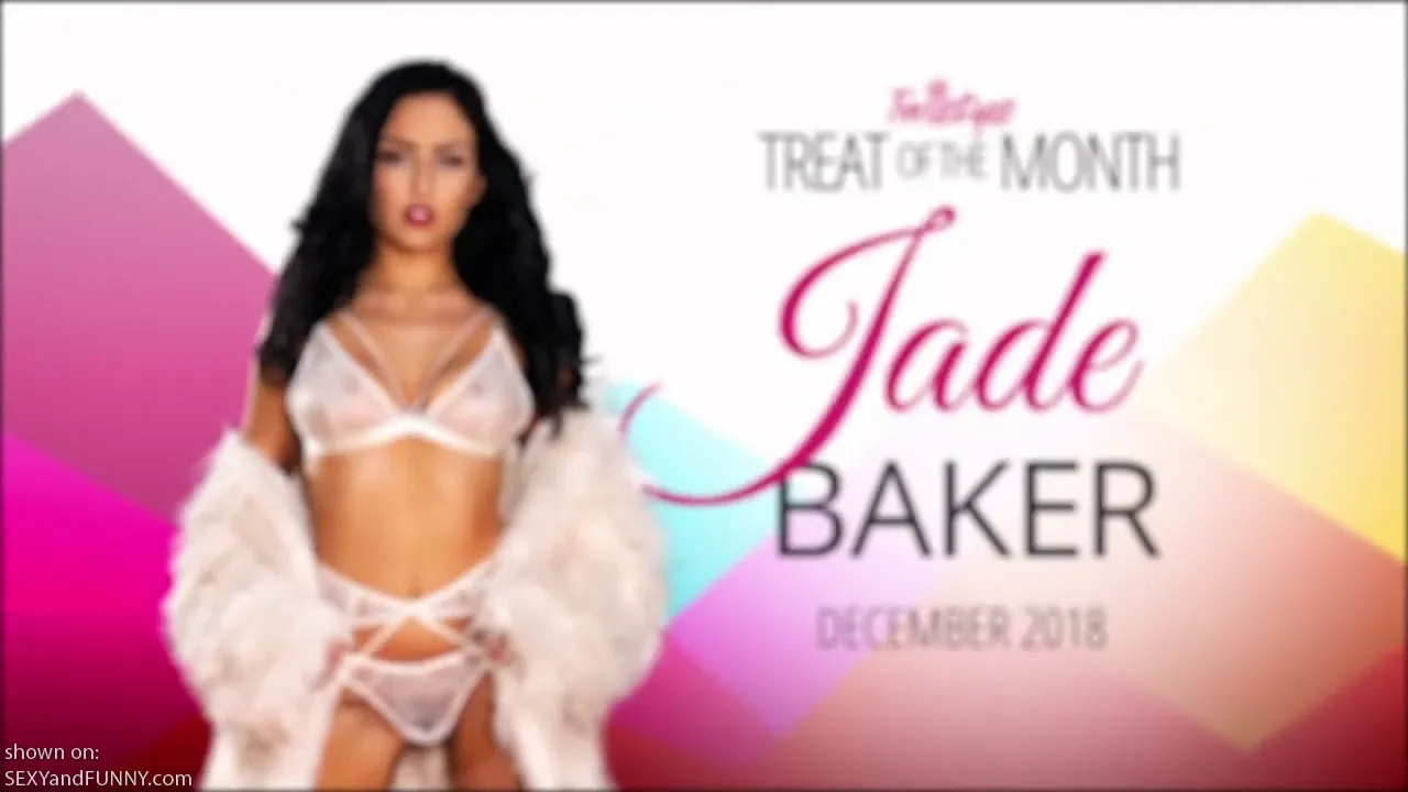 Jayde on a Lingerie Picnic