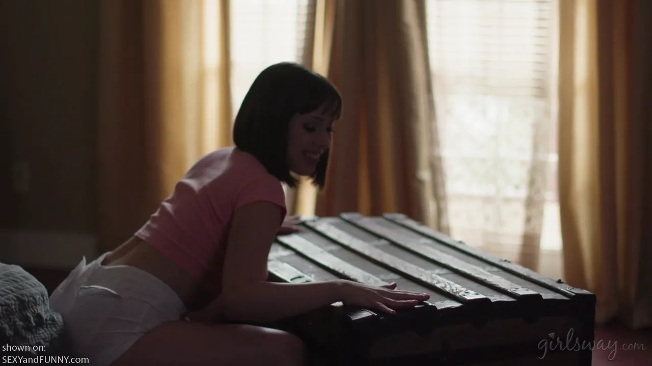 Jenna Sativa’s Flapper Fantasy