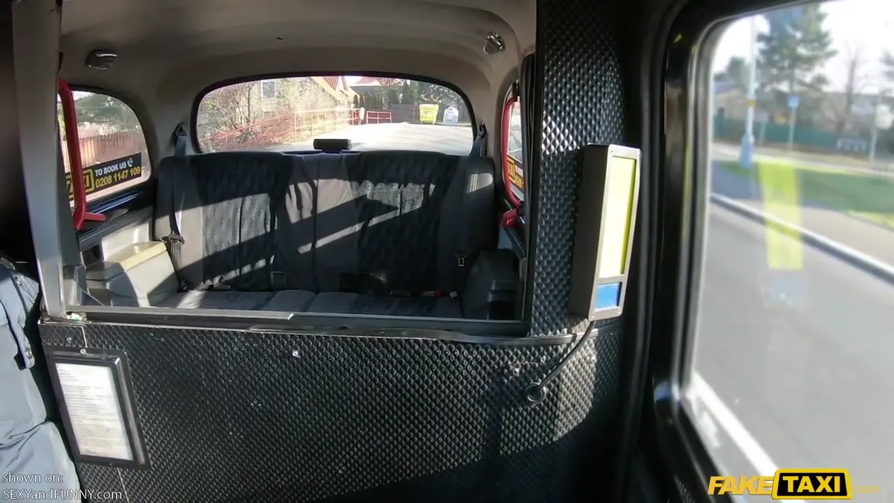 Josephine Jackson Gets Her Big Tits Out in in the Fake Taxi