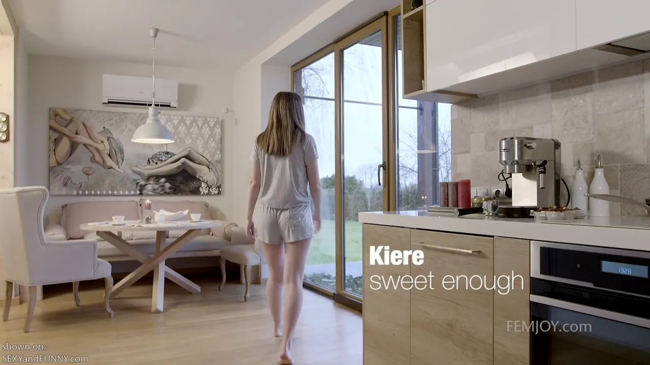 Kiere Getting Breakfast