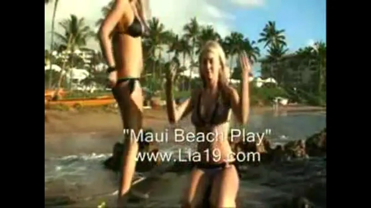 Lia19 and Alison Angel in Maui