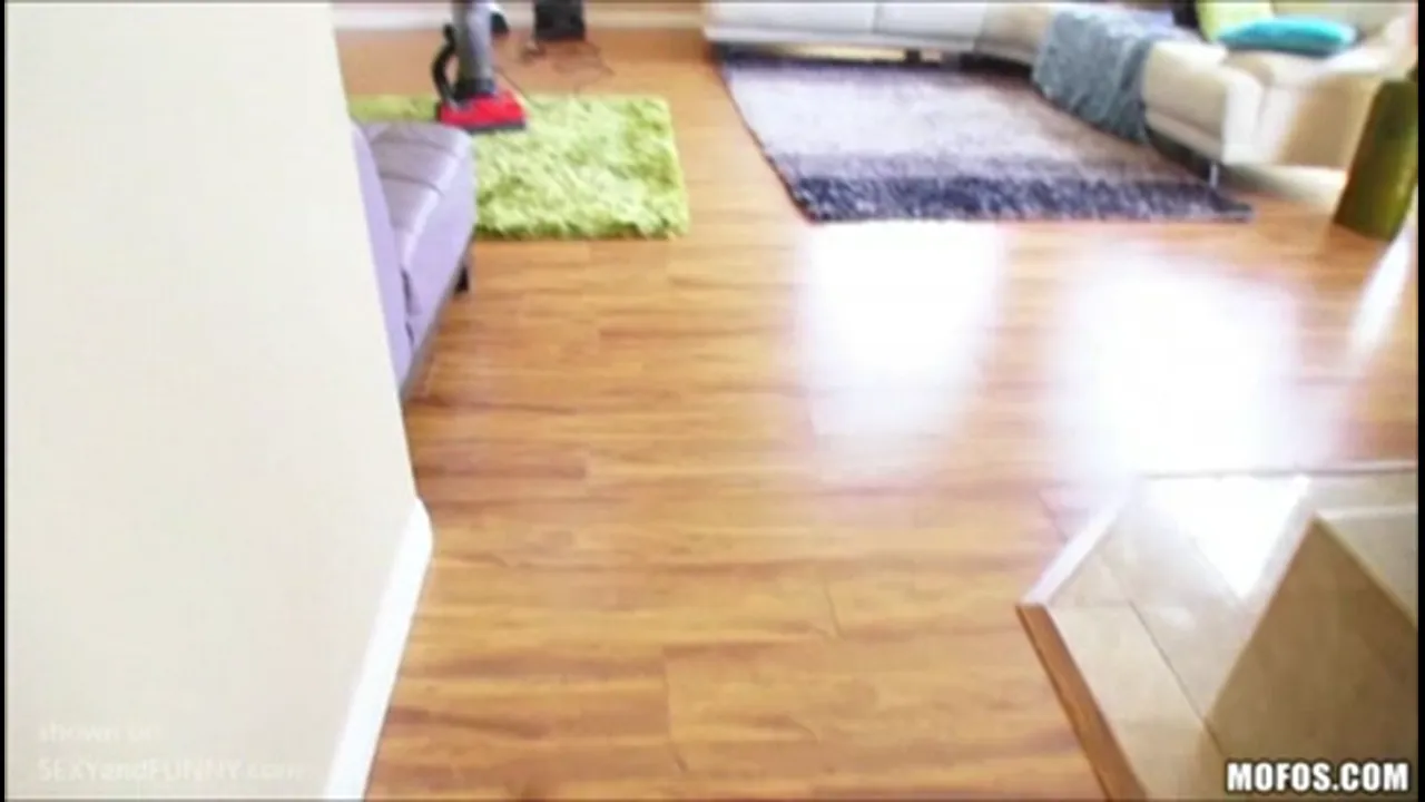 Lucky Dude Films his Girlfriend Strip-Cleaning