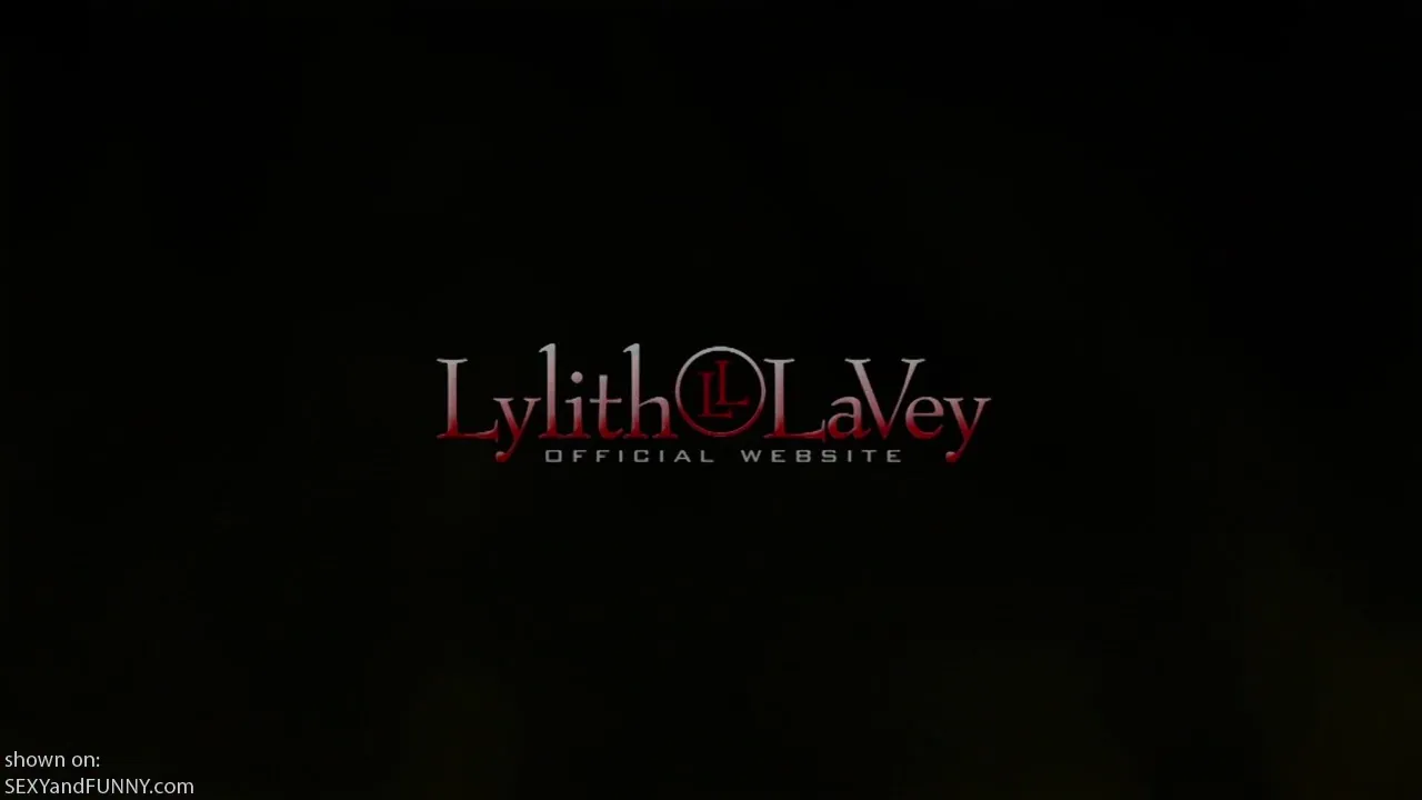Lylith Gets Her Boobs Out