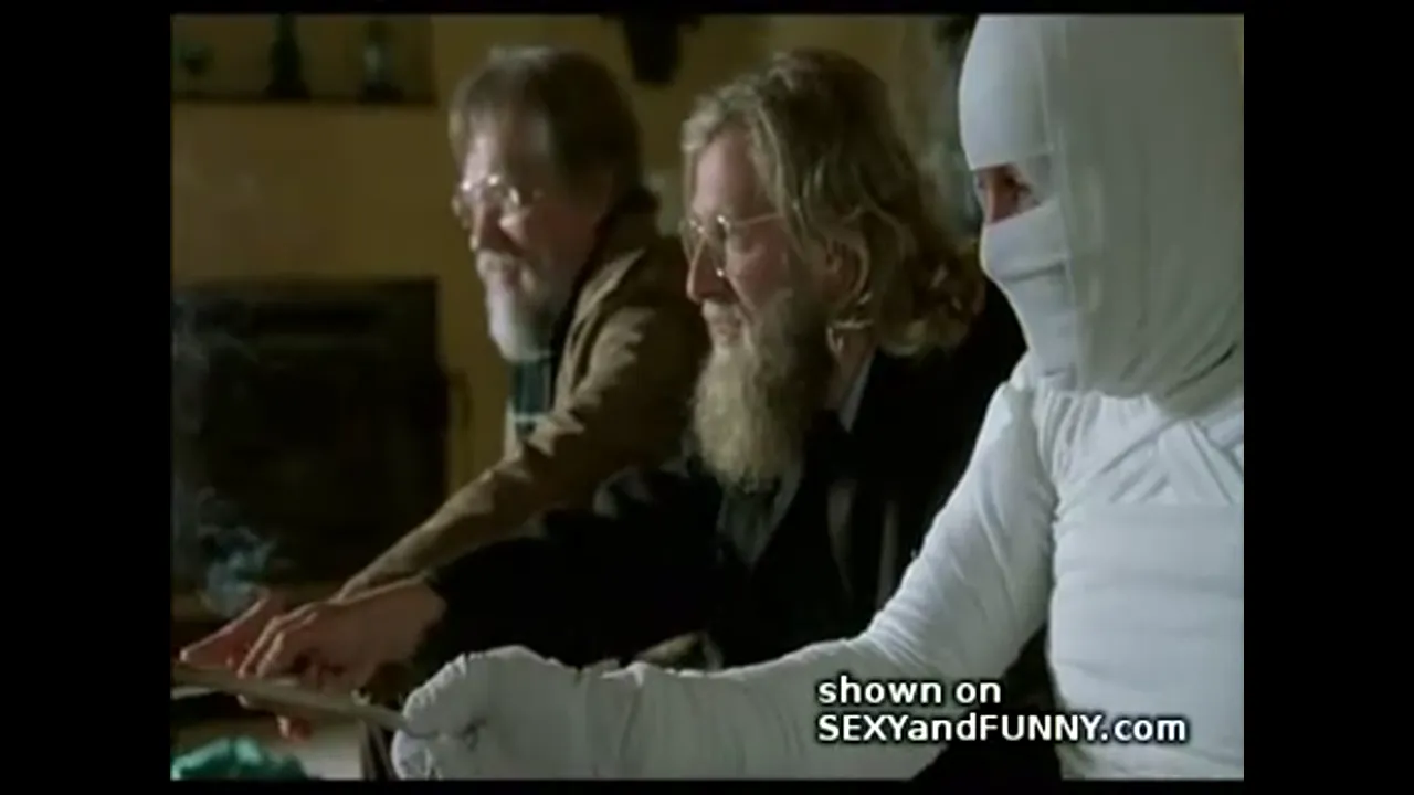 Patricia Schumann and a Mummy