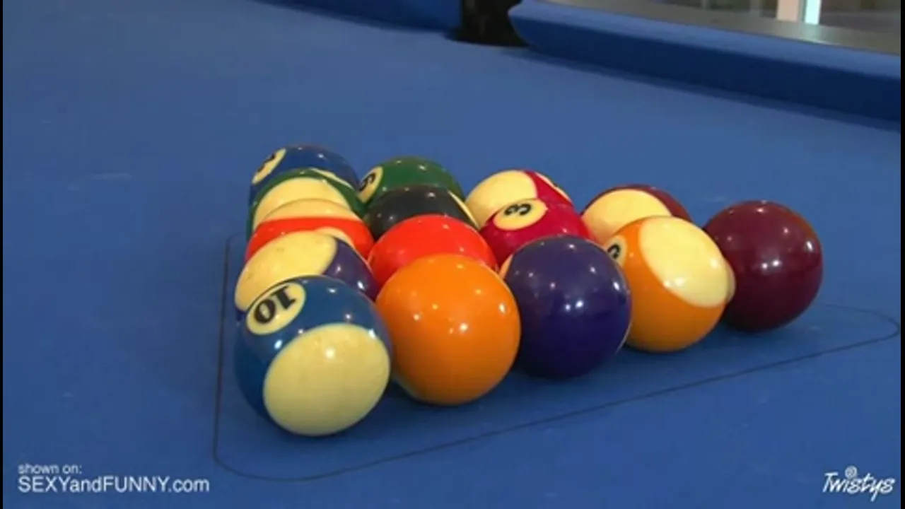 Rack ’em Up with Suzie Carina