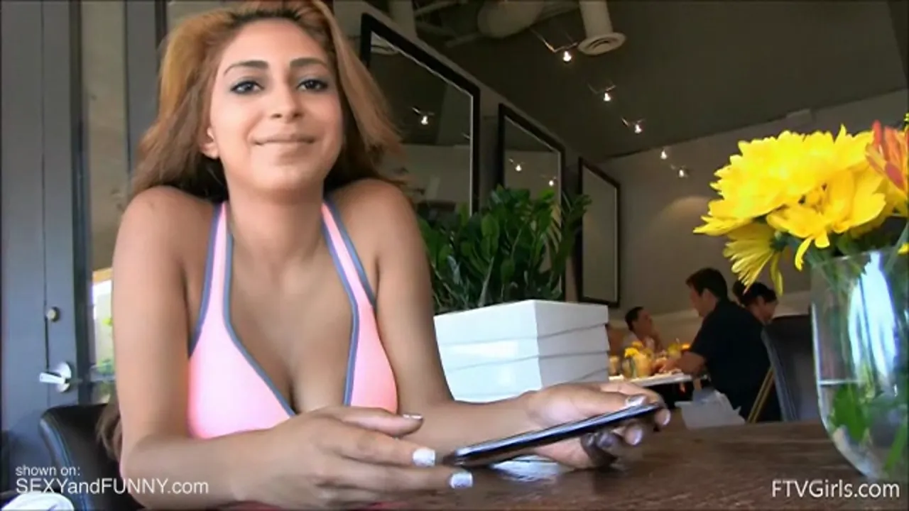 Sarai Gets her Boobs Out in a Restaurant
