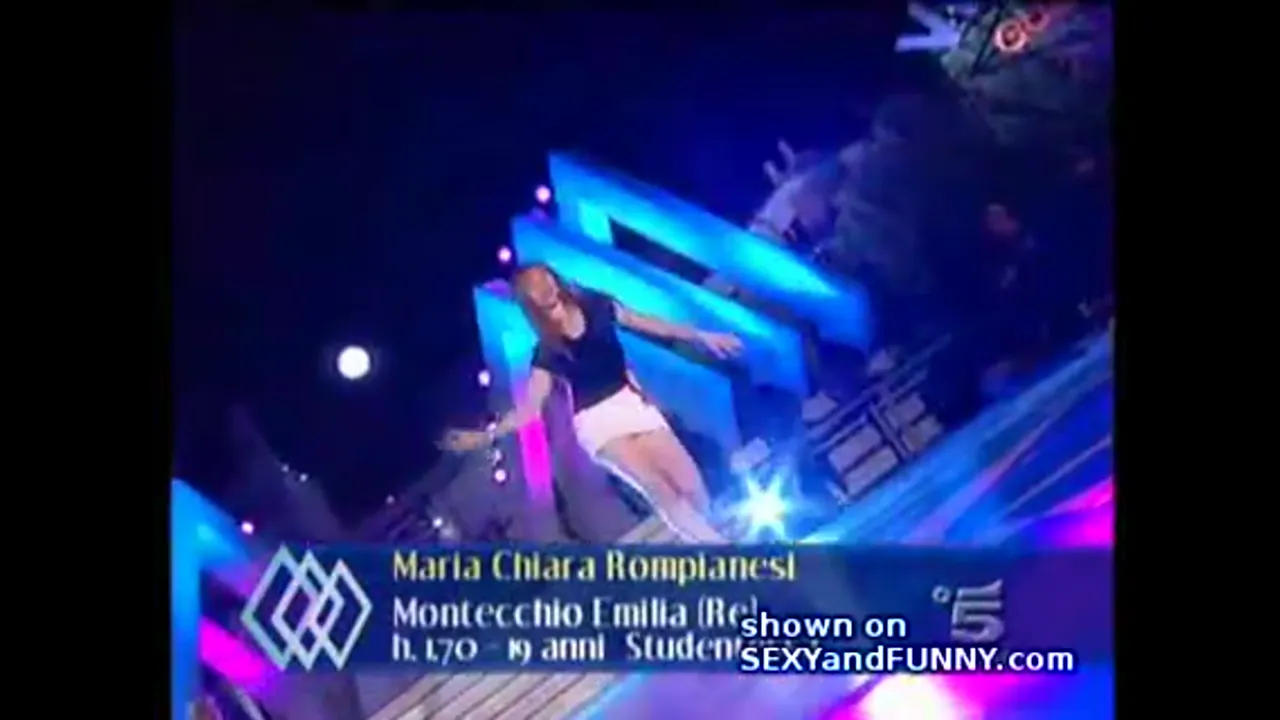 Sexy Limbo from Italian TV
