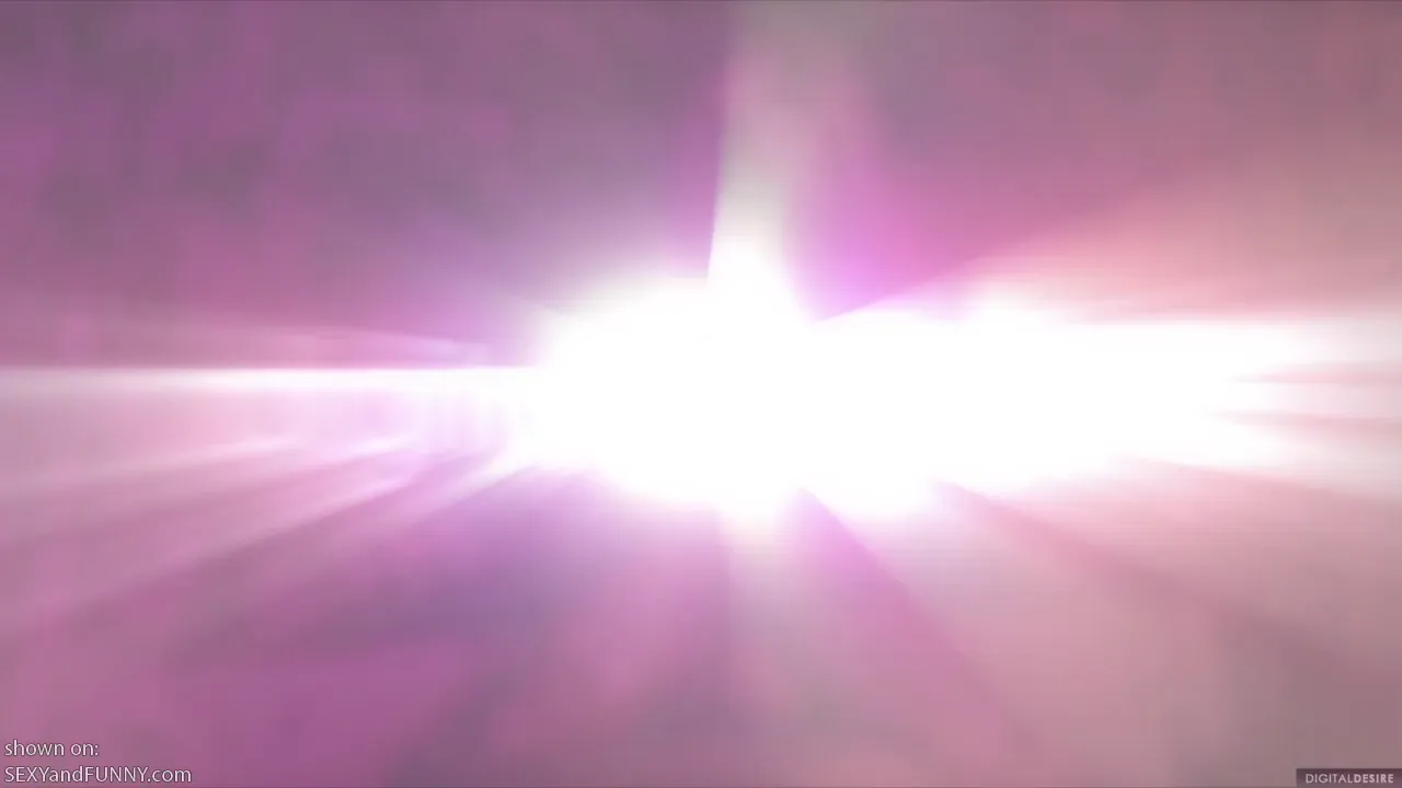 Taylor Vixen in a Necklace