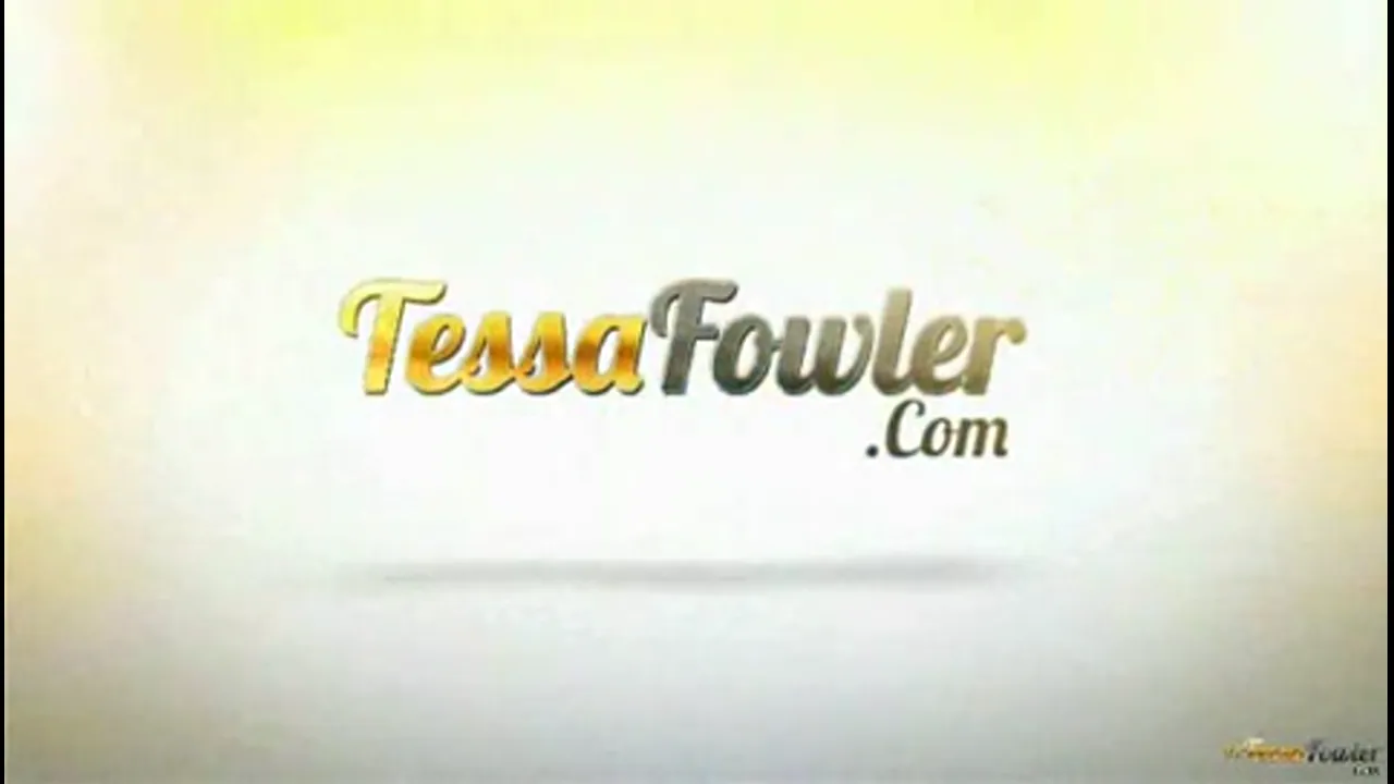 Tessa Fowler Unleashes her Ridiculous Breasts Once Again