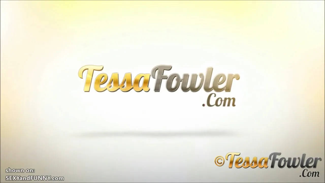 Topless Tessa Solves a Rubik’s Cube!!