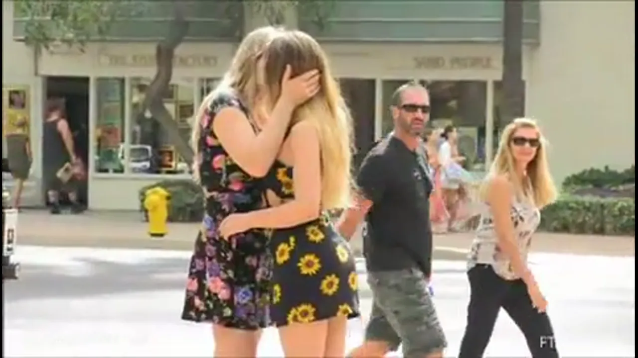 Veronica and Nicole Kiss and Flash All Around Hawaii