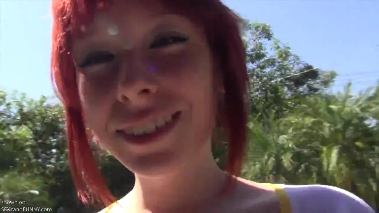 Zoe Likes Tree Houses